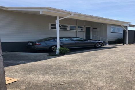 Photo of property in 94 Barrack Road, Mount Wellington, Auckland, 1060