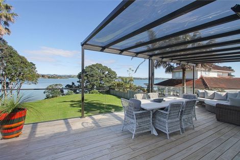 Photo of property in 100 Wharf Road, Clarks Beach, Pukekohe, 2679