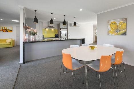 Photo of property in 21 Surfers Avenue, Waihi Beach, 3611