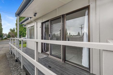 Photo of property in 30b Robinson Avenue, Holdens Bay, Rotorua, 3010