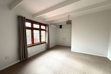 Photo of property in 17 Jasper Avenue, Mount Roskill, Auckland, 1041