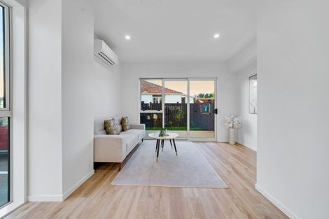 Photo of property in 30 Carruth Road, Papatoetoe, Auckland, 2025