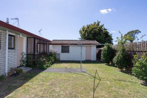 Photo of property in 59 Allardice Street, Dannevirke, 4930