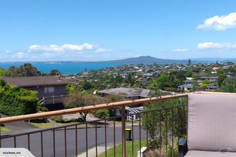 Photo of property in 1/84 Sunrise Avenue, Mairangi Bay, Auckland, 0630