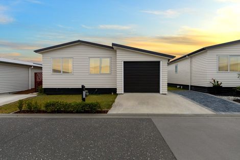 Photo of property in 11 Kamahi Crescent, Papamoa Beach, Papamoa, 3118