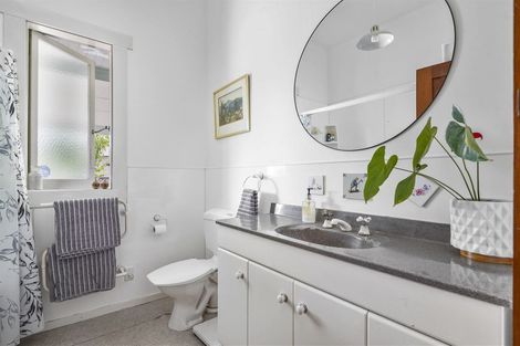 Photo of property in 12 Taniwha Street, Frankton, Hamilton, 3204