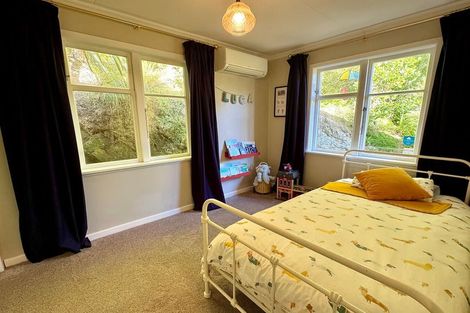 Photo of property in 42 Delhi Crescent, Khandallah, Wellington, 6035