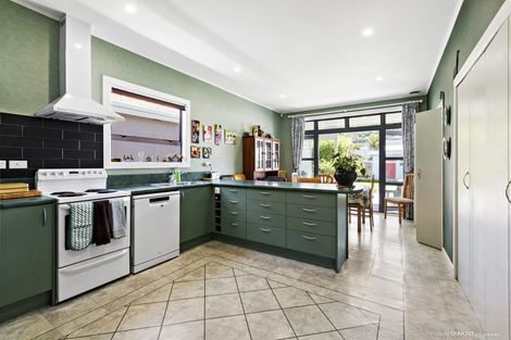 Photo of property in 288 The Parade, Island Bay, Wellington, 6023