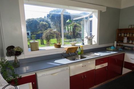 Photo of property in 7 Greenfield Street, Hector, 7822