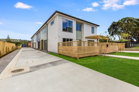 Photo of property in 1/12 Mana Avenue, Titahi Bay, Porirua, 5022