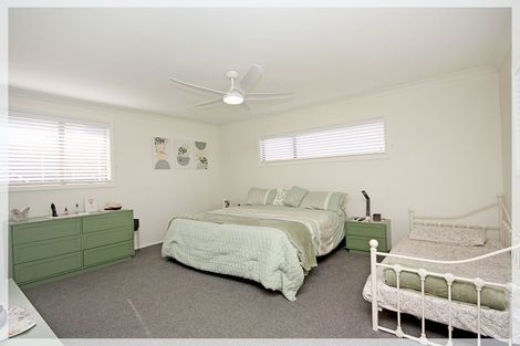 Photo of property in 24 Thomas Place, Foxton Beach, Foxton, 4815