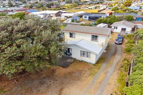Photo of property in 30 Rua Avenue, Waitarere Beach, Levin, 5510