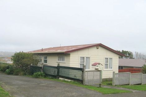 Photo of property in 170 Conclusion Street, Ascot Park, Porirua, 5024