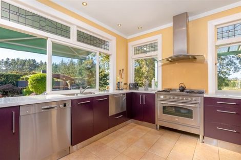 Photo of property in 102 Matua Road, Huapai, Kumeu, 0810