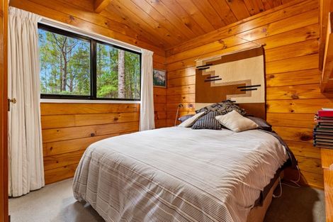 Photo of property in 89 Brick Bay Drive, Sandspit, Warkworth, 0982