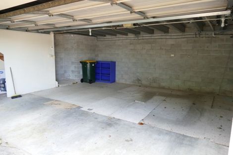 Photo of property in 80n Tirimoana Road, Te Atatu South, Auckland, 0602