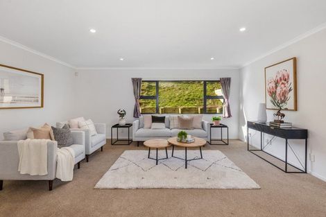 Photo of property in 7a Sandino Place, Grenada Village, Wellington, 6037