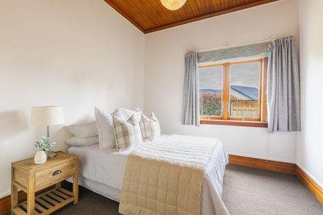 Photo of property in 59 Ferry Road, Clive, 4102