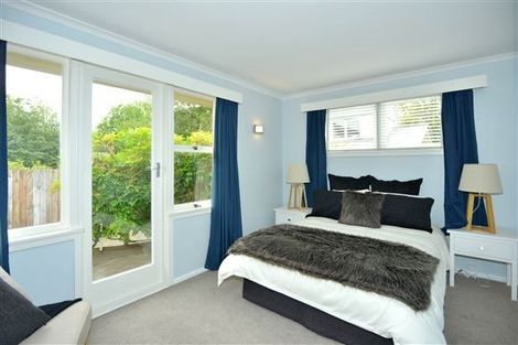 Photo of property in 2 Oakdale Street, Avonhead, Christchurch, 8042