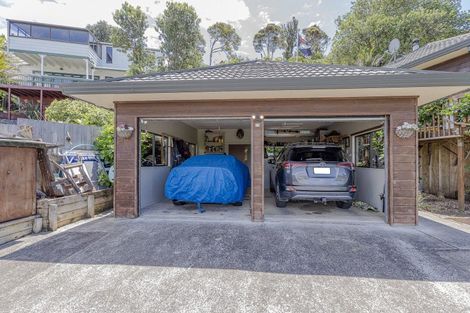 Photo of property in 2 Pohutukawa Grove, Whitianga, 3510