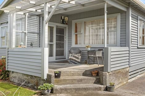 Photo of property in 79 Brougham Street, Westport, 7825