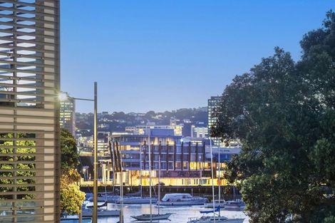 Photo of property in Dorchester Apartments, 144 Oriental Parade, Oriental Bay, Wellington, 6011