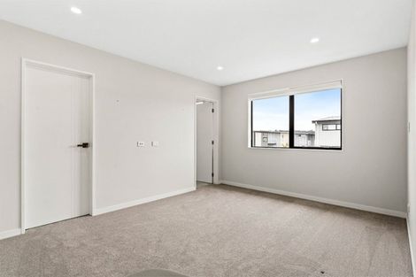 Photo of property in 3 Treloar Crescent, Hobsonville, Auckland, 0616