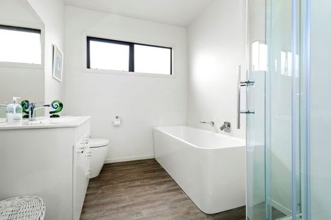 Photo of property in 18c Kairimu Street, Stokes Valley, Lower Hutt, 5019