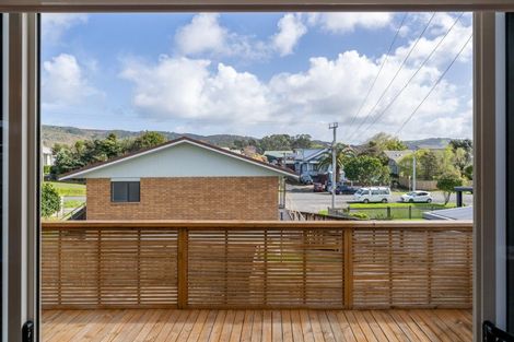 Photo of property in 17b Wallis Street, Raglan, 3225
