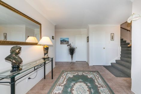 Photo of property in 16 Kaiangaroa Place, Bay View, Napier, 4104