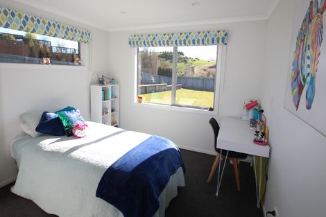 Photo of property in 32 Blue Stone Drive, Waiareka Junction, Oamaru, 9401