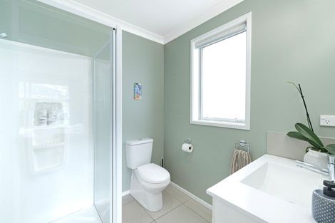 Photo of property in 2 Raiha Street, Papamoa Beach, Papamoa, 3118