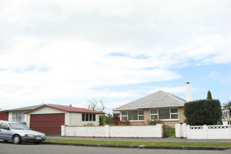 Photo of property in 28 Kinley Street, Rangiora, 7400