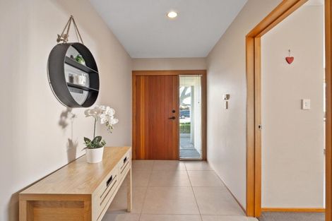 Photo of property in 94 Saint James Avenue, Papanui, Christchurch, 8053