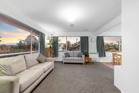 Photo of property in 62 Daniels Road, Redwood, Christchurch, 8051