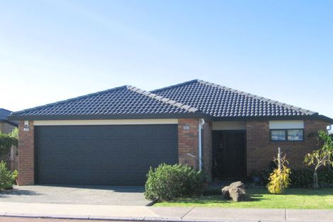 Photo of property in 35 Basra Drive, Henderson, Auckland, 0612