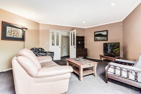 Photo of property in 13 Cranbrook Place, Rototuna North, Hamilton, 3210