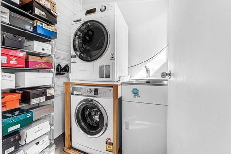 Photo of property in 4a Gallony Avenue, Massey, Auckland, 0614