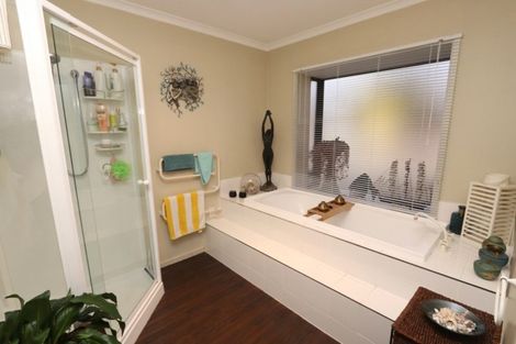 Photo of property in 28 Grove Street, Tinwald, Ashburton, 7700