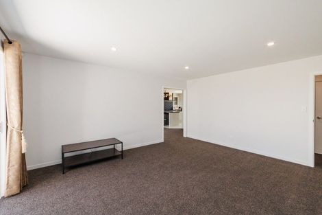 Photo of property in 47 Atlantic Drive, Fitzherbert, Palmerston North, 4410