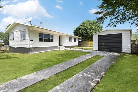 Photo of property in 11 Crawshaw Drive, Nawton, Hamilton, 3200