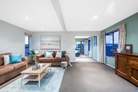 Photo of property in 12 Langwell Place, Papakowhai, Porirua, 5024