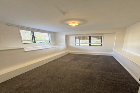 Photo of property in 20 Pahi Place, West Harbour, Auckland, 0618