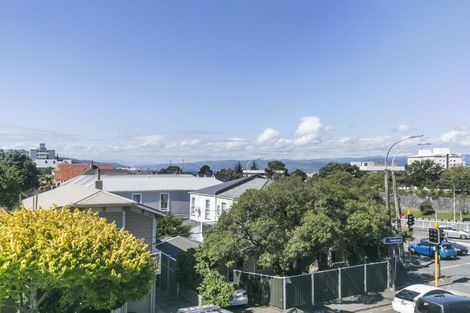 Photo of property in 3d Park Street, Thorndon, Wellington, 6011
