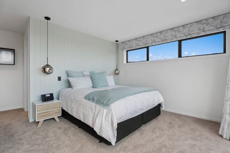 Photo of property in 3b Wallace Place, Westown, New Plymouth, 4310