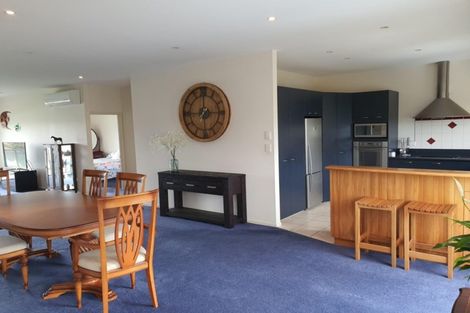 Photo of property in Harbour View, 3/100 Customhouse Street, Gisborne, 4010