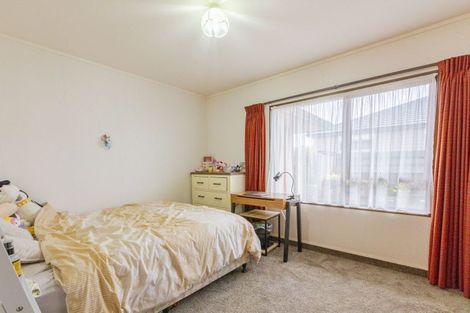 Photo of property in 75 Auckland Road, Greenmeadows, Napier, 4112