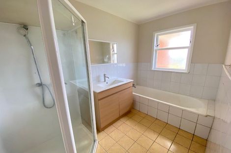 Photo of property in 43a Vine Street, Mangere East, Auckland, 2024
