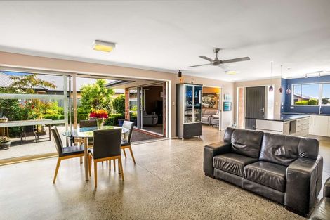 Photo of property in 79 Acacia Avenue, Rangiora, 7400