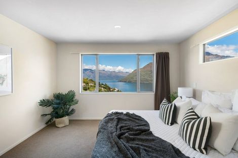 Photo of property in 59 Dart Place, Fernhill, Queenstown, 9300